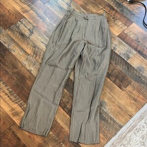 Women’s trousers